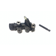 Yuholi Debriyaj Alt Merkez Toyota Auris 1.4 D4D 2006 ve Sonras� (31470-12180)